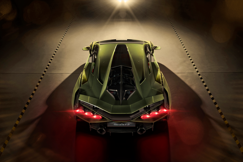 Illustration for article titled The 2020 Lamborghini Sián Is Here With 819 HP And A Hybrid V12